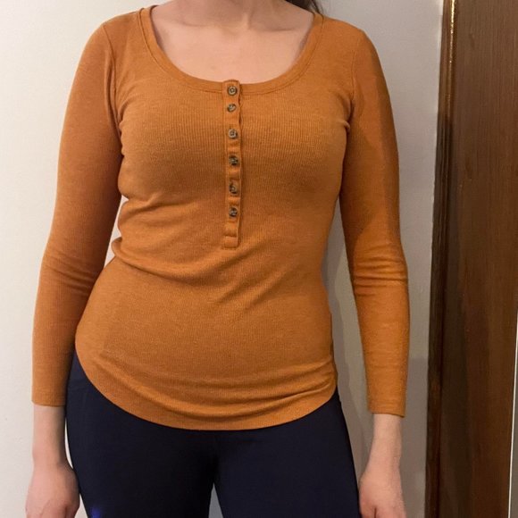 🛍️2/23$ - Mustard / Yellow and Army Green Henley Long sleeve tops - Picture 3 of 4